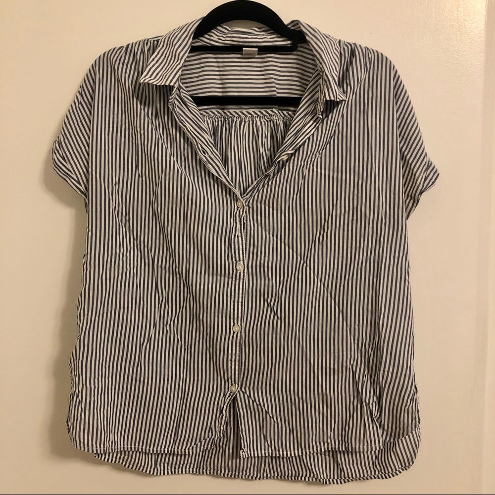 Old Navy White & Blue Striped Short Sleeve Button-down Top